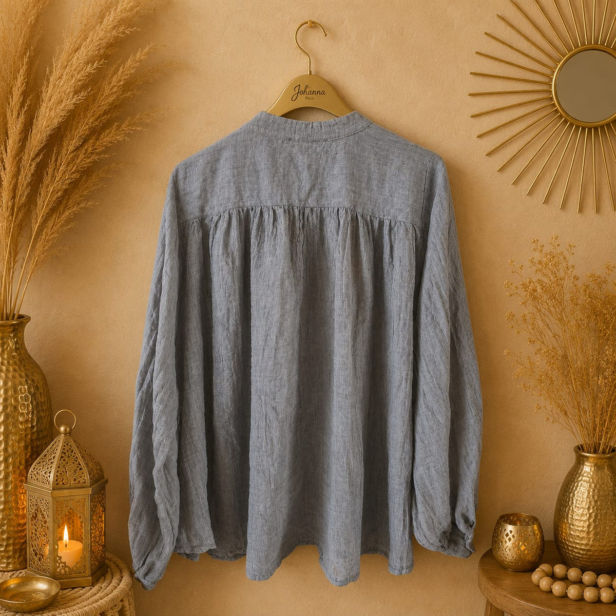 BLOUSE UNIE À VOLANT