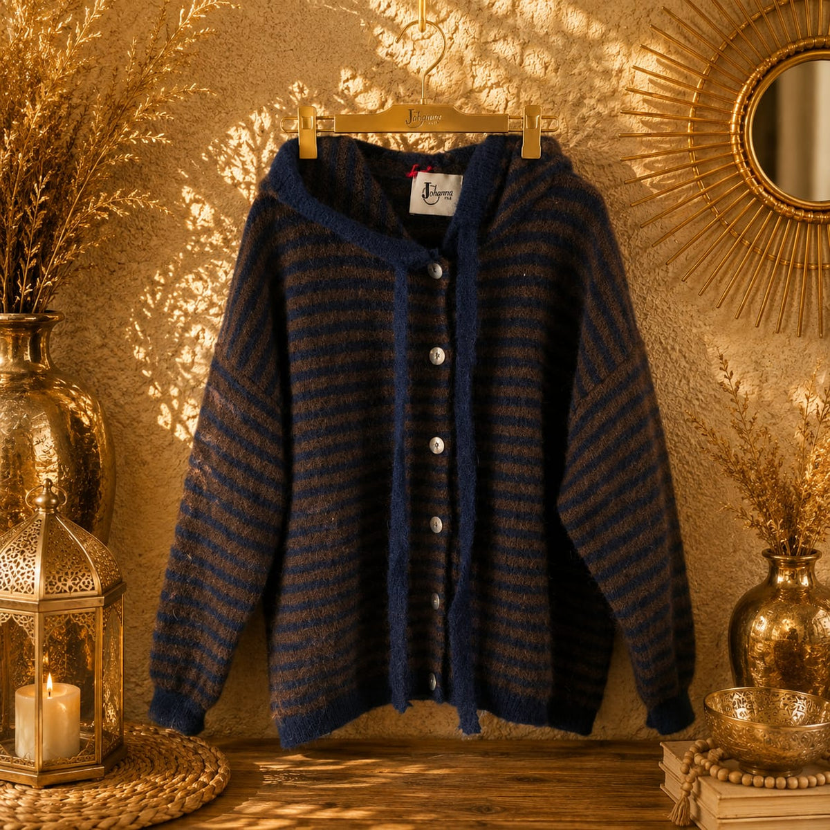 GILET À CAPUCHE